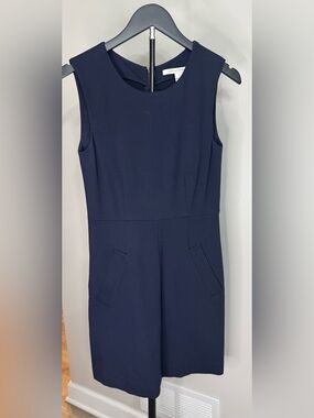 Diane Von Furstenberg Sleeveless Navy Shift Dress Size 4